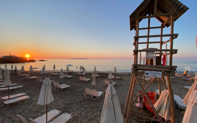 Blue Aegean Hotel & Suites