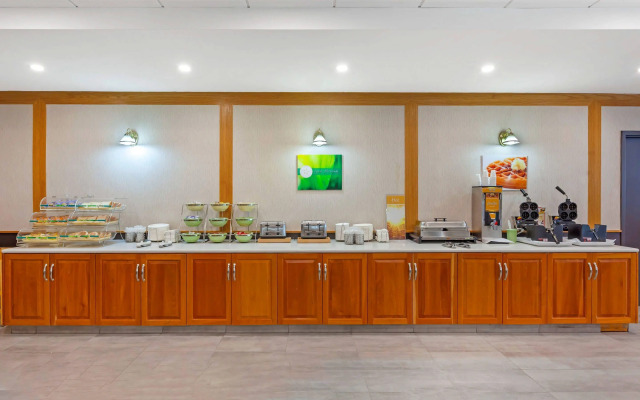 Quality Hotel Fallsview Cascade