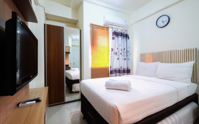 Studio Room at Green Pramuka City Apartment with Mall Access By Travel – Guest Rooms – Jakarta