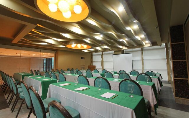 City Suites