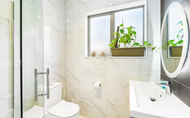 Stunning Taka Retreat nr Beach-Netflix