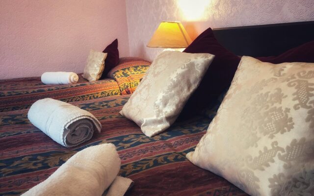 Averon Guest House