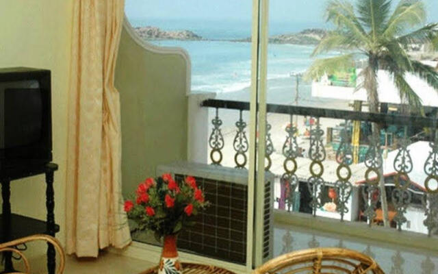 Blooms Beach Resort