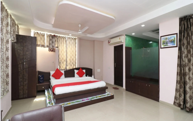 OYO 22872 Hotel Shivam Fort View