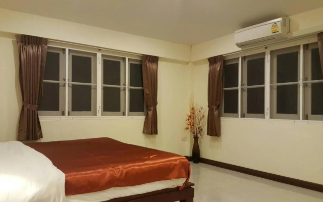 Family Resort Khao Yai (Pet-friendly hotel)