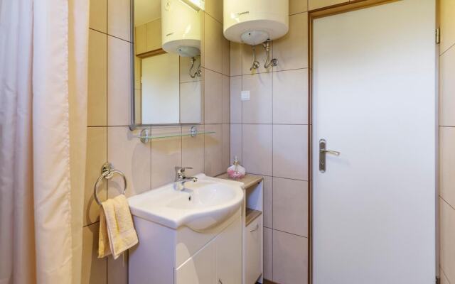 Stunning Apartment in Kastelir With 1 Bedrooms and Wifi