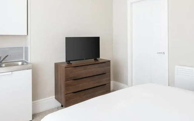 Host Stay Clifton Studio 1