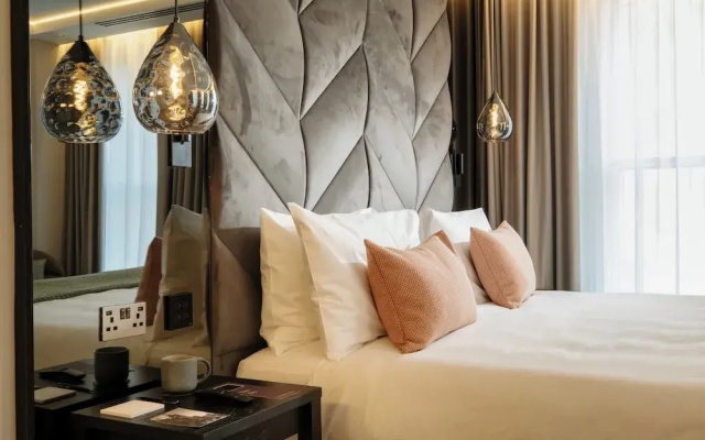 The Wellington Glasgow By Adina