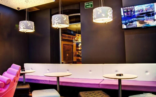 Urban Youth Hostel