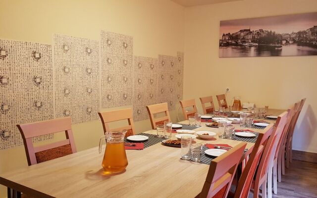 SEUL WILLA  Guest house n Restaurant