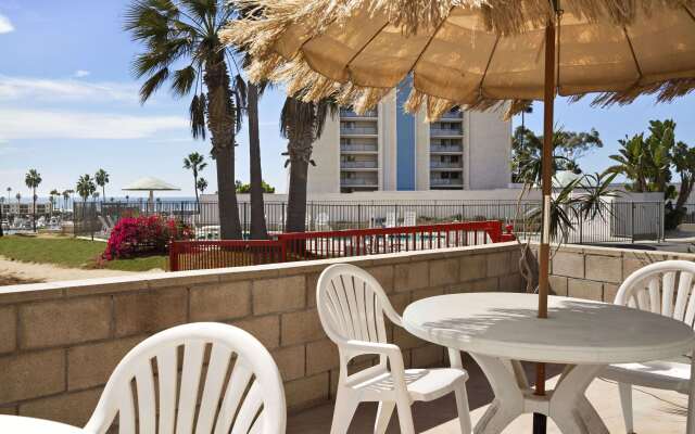 Days Inn by Wyndham Oceanside