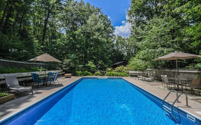 Tucked Inn 4 Bedroom House