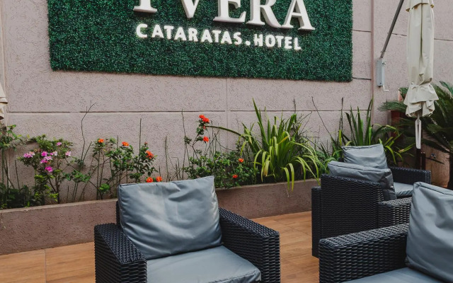 Yvera Cataratas