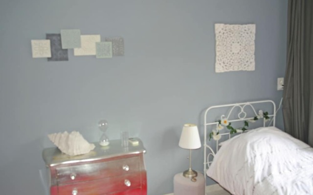 Child-friendly Holiday Home in Esparron-de-verdon