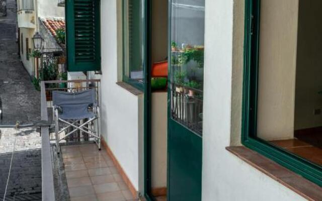 Casa singola su 2 piani Brolo