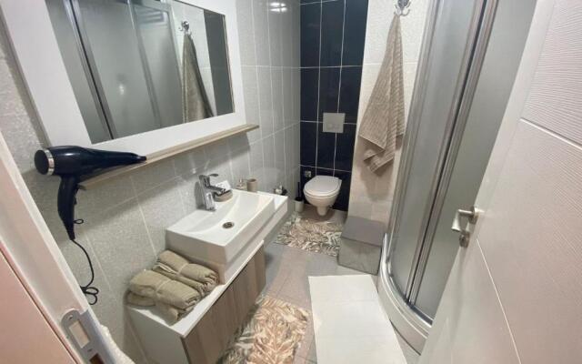 1-bedroom, nearby services, park, free wifi, free parking - MK1