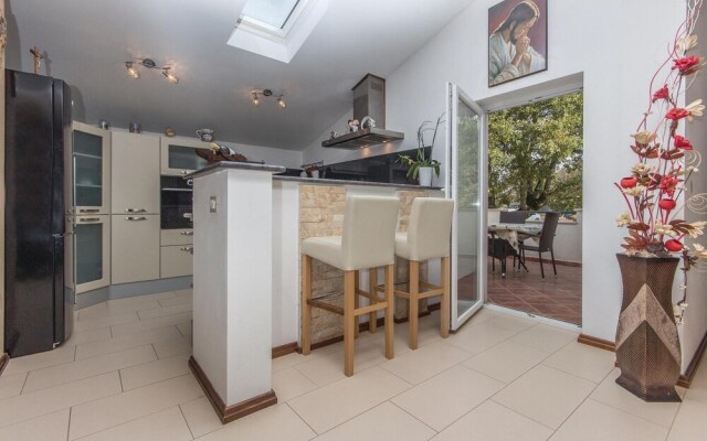 Amazing Home in Kanfanar With Wifi and 3 Bedrooms