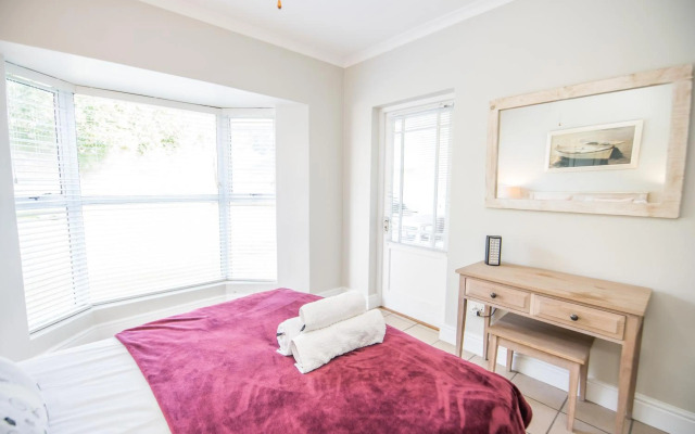 The Paper Fig House river club 30