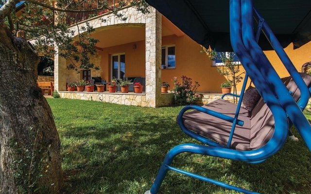 Awesome Home in Orbanici With Wifi and 2 Bedrooms
