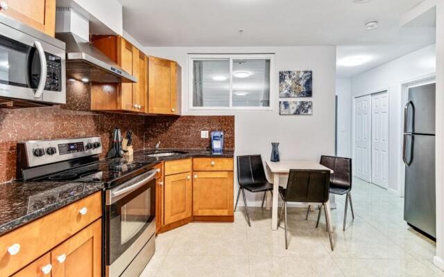 Spacious&stylish 2bd apt With Great Location!