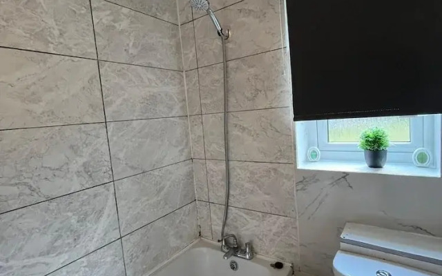 Stunning 1 Bedroom Apartment in Dagenham