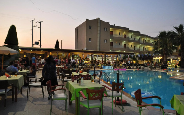 Sea Melody Beach Hotel & Apartments