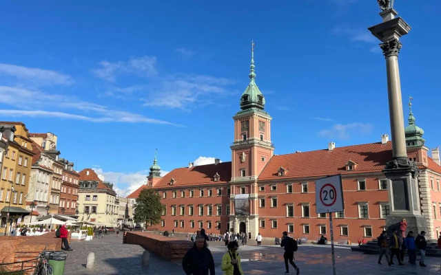 ROYAL 2 Old Town fast WiFi Netflix HBO AppleTV+