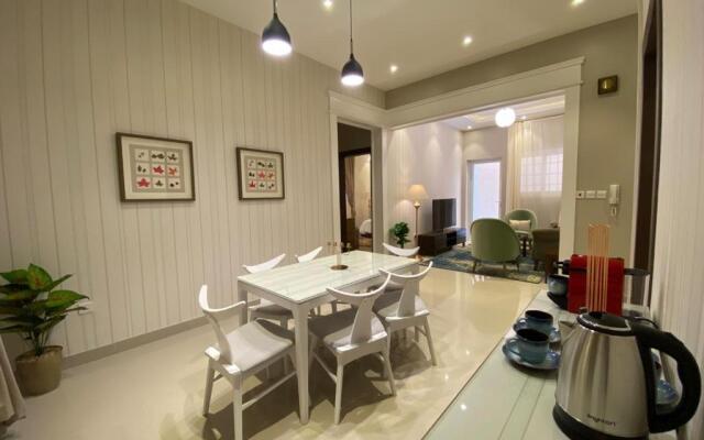 the F residence, Elegant & Luxury
