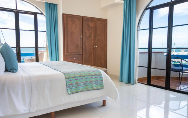 The Westmarine Waterfront Hotel