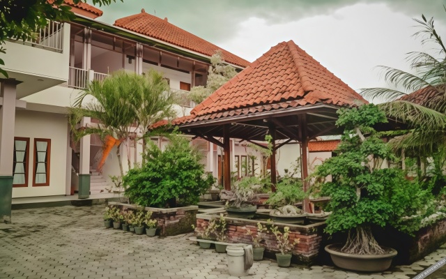 Grand Cepu Hotel