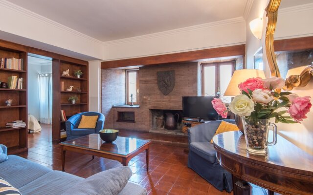 RSH Giulia Enchanting Apartment View