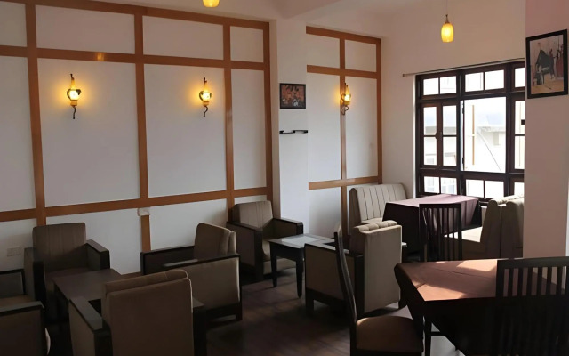 Tashi Palace