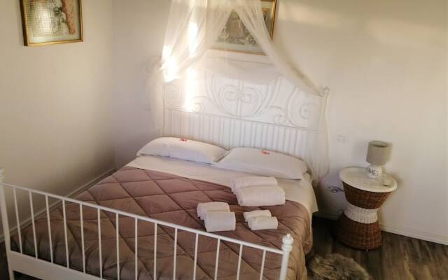 Villa Sole Marche Exclusive Pool Jacuzzi Parking