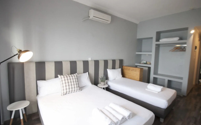 Xenios Hotel