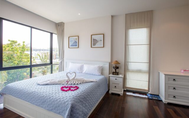 Suite Enu by TropicLook