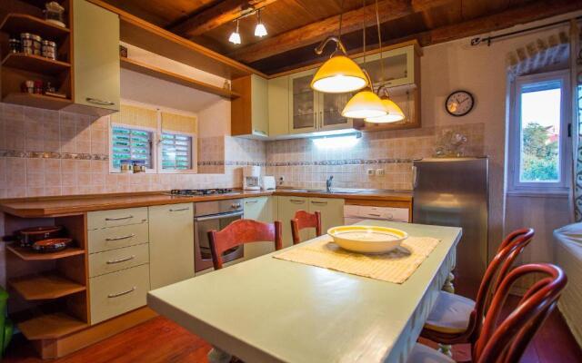 Holiday Home Mirna