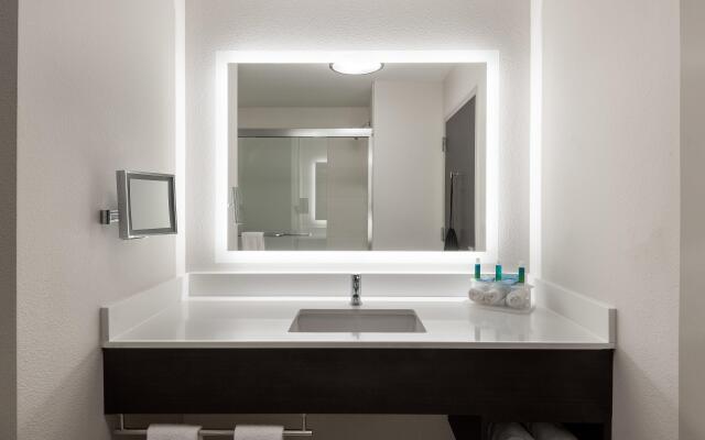 Holiday Inn Express & Suites Lakeland South by IHG