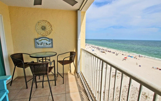 Castaways by Youngs Suncoast