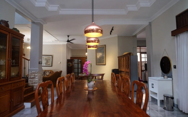 SAREH VILLA by The Lavana