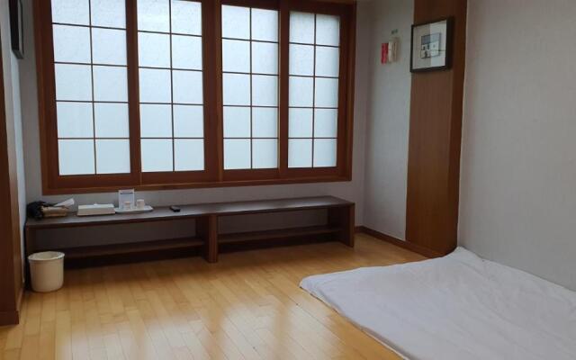 Gyeongpo Beach Hotel