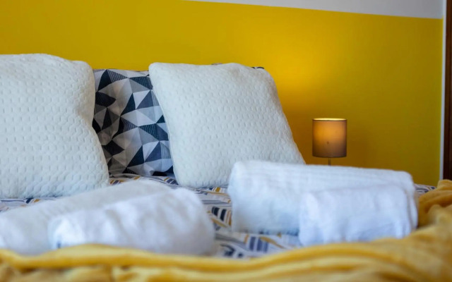 Sun House by LovelyStay