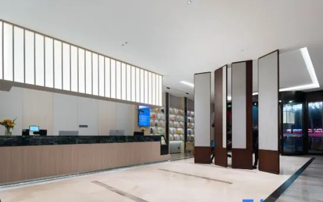 Zhengzhou East High-speed Railway Station Fumei Hotel