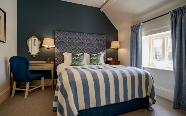 Swan Hotel
