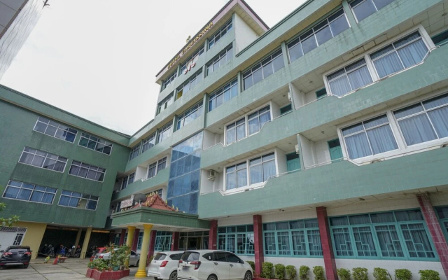 Hotel Carissima by OYO Rooms - Hotel in Palembang - Photo 3