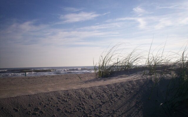 219 Surfside - 2 Br Condo