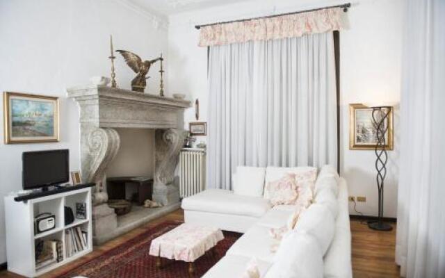 VILLA PINETINA Luxury B&B