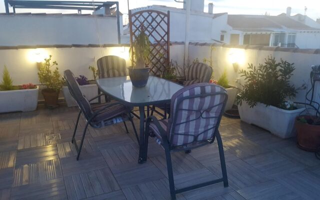 House With 2 Bedrooms in Torrevieja, With Pool Access, Furnished Garde