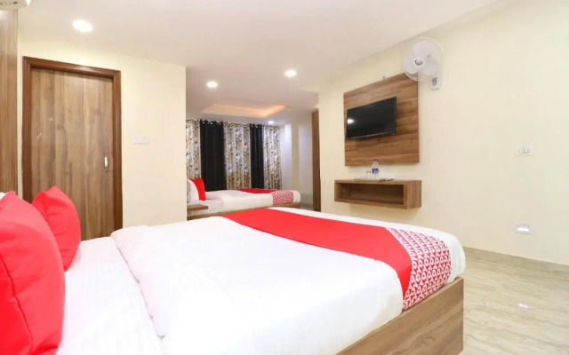 Oyo 24372 Hotel Cloud 9