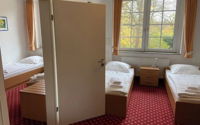 Hotel Volksgarten Mengede - Estia