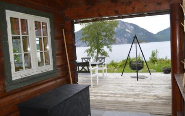 Sunndalsfjord Cottages Fredsvik
